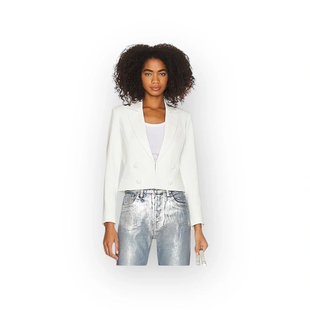 Generation Love Penn Crepe Blazer in White NWT - Picture 7 of 7